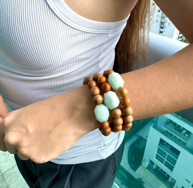 Stretch stackable bracelets